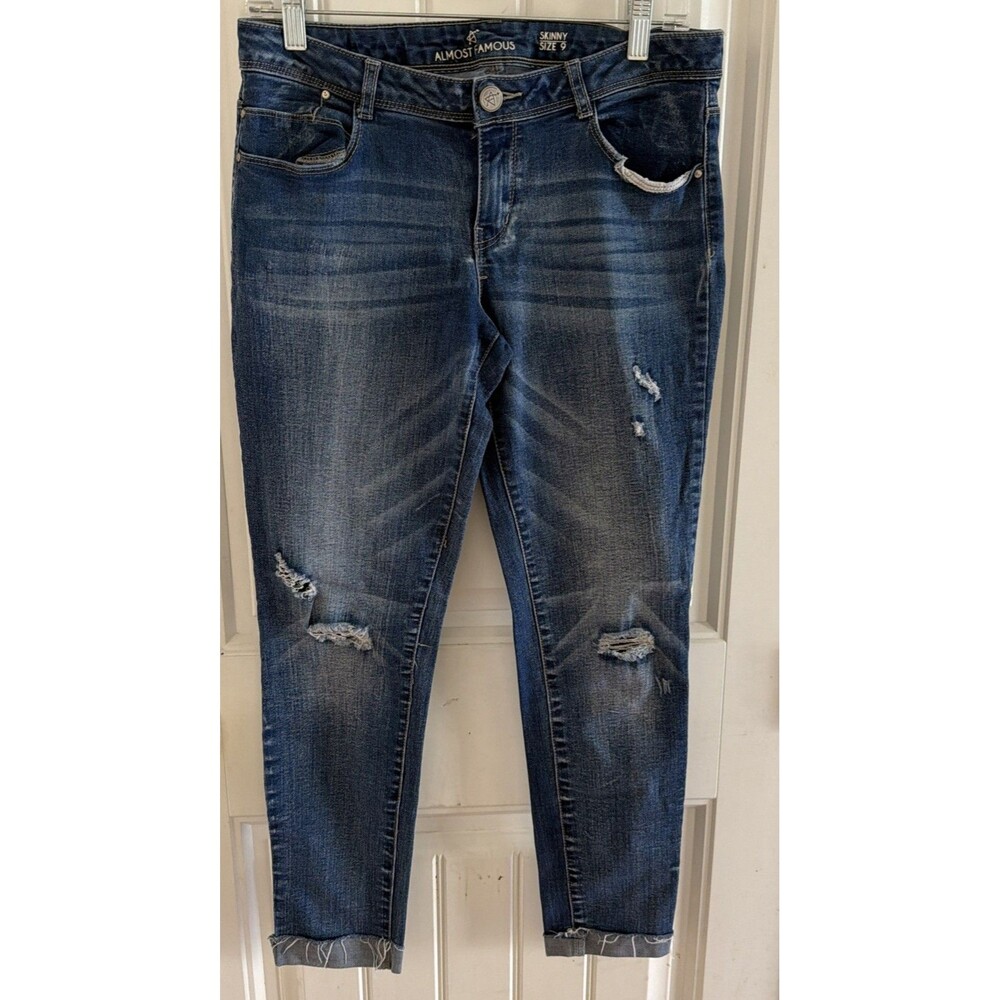 Almost Famous Jeans Women 9 Blue Cotton Denim Cropped Travel Stretch Destroyed